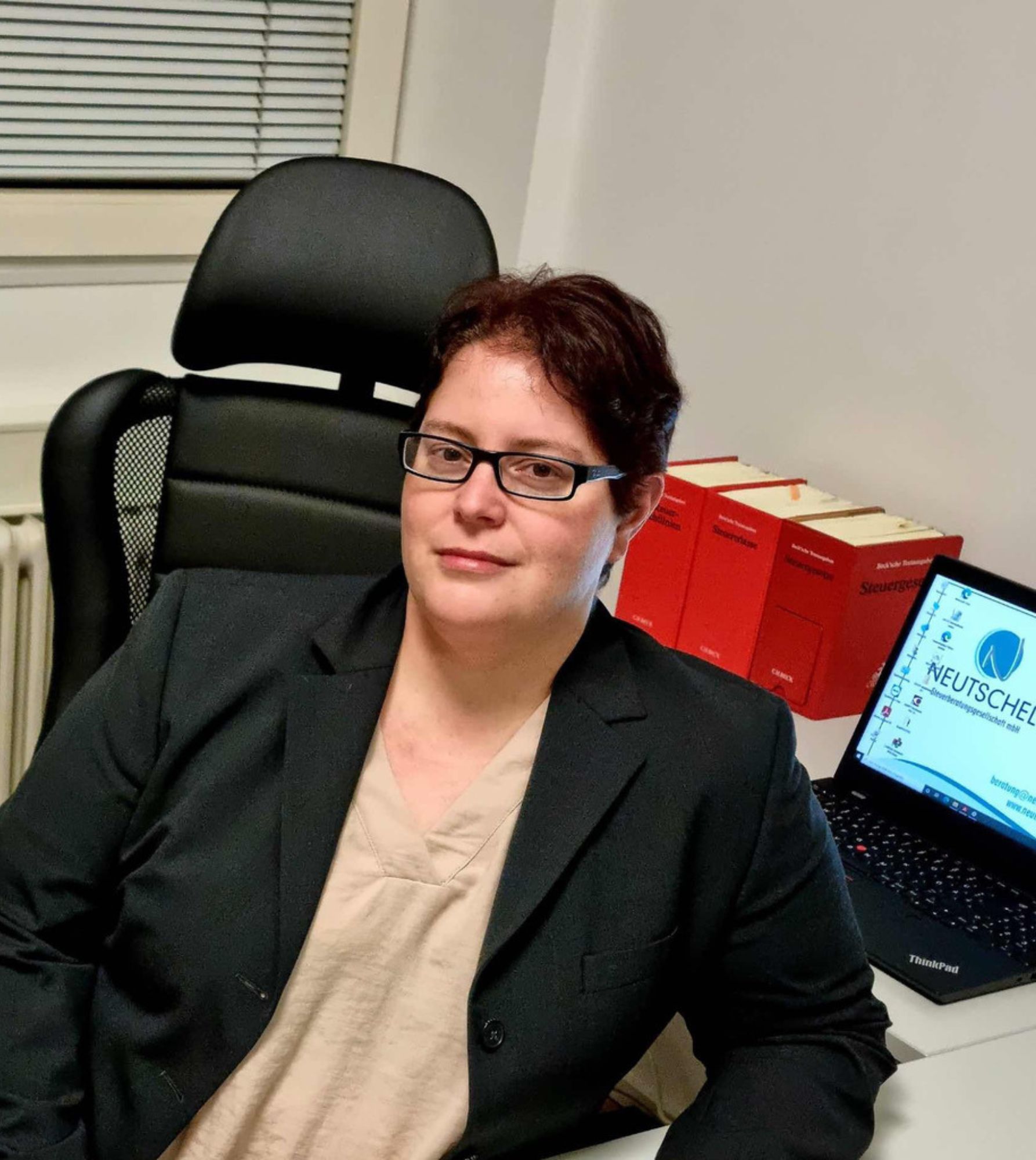 Beate Neutschel 1 Beate Porträt eigene Seite